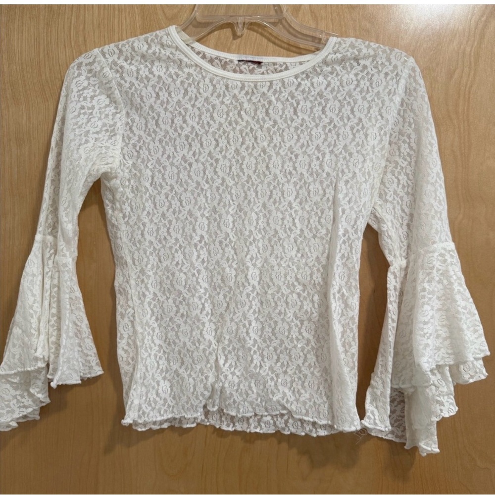 Elegant Lace Bell Sleeve Top - Cream